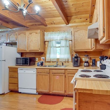 Cabin With Hot Tub About 6 Mi To Downtown Gatlinburg! エクステリア 写真