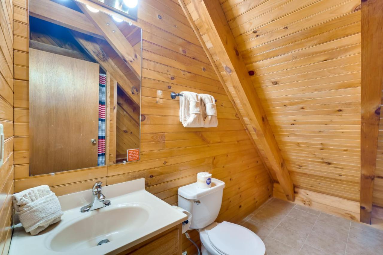 Cabin With Hot Tub About 6 Mi To Downtown Gatlinburg! エクステリア 写真
